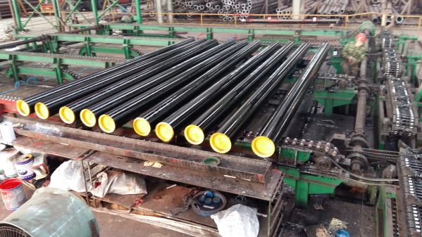 API Oil Well Water Well Drilling Hot Rolled Steel Casing Tube/Pipe Nq Hq Pq Bq Nw Hw Pw Wireline Hardened Drill Rod Casing Pipe Oil Well and Gas Drill Pipe
