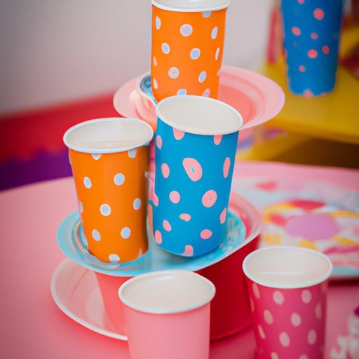 Renkli Parti Fincan Bebek Duş parti dekoru çocuklar Kız Doğum Günü Partisi Masa Dekorasyon Tek Kullanımlık Folyo Kağıt Bardaklar Kiti Nicro Özel Atlıkarınca Tema