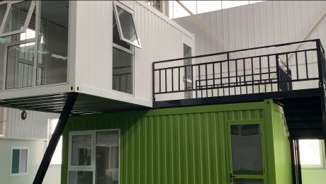 Container house in the environmental protection park visitor reception center design